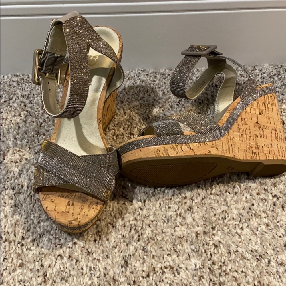 Silver Shimmer wedges.